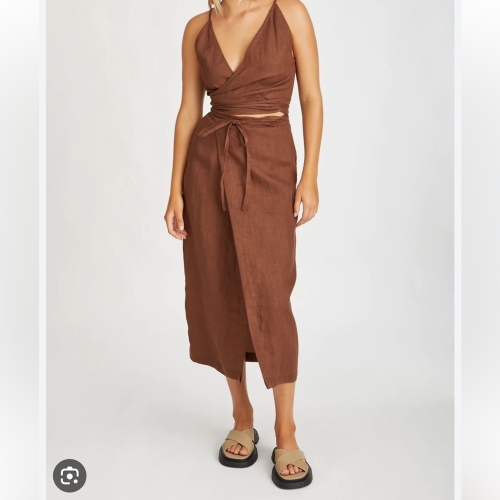 Zulu and Zephyr Chocolate Linen Wrap Skirt sz.US 4 Runs Small - Picture 2 of 12